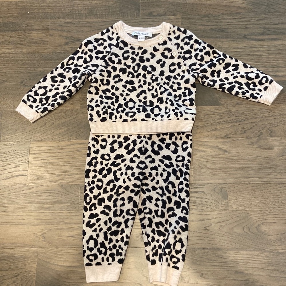 Posh Peanut knit sweater and matching pants!